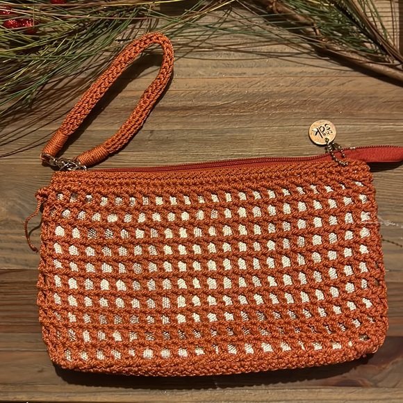 The Sak Crochet Clutch Purse Bag - Picture 4 of 8